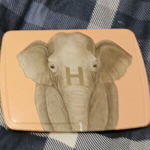 HOURGLASS AMBIENT ELEPHANT